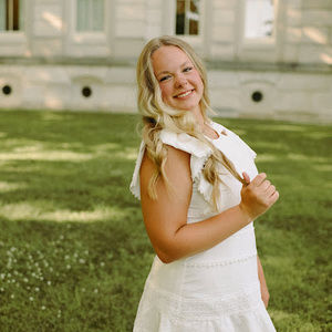 Meet your Posher, Whitney